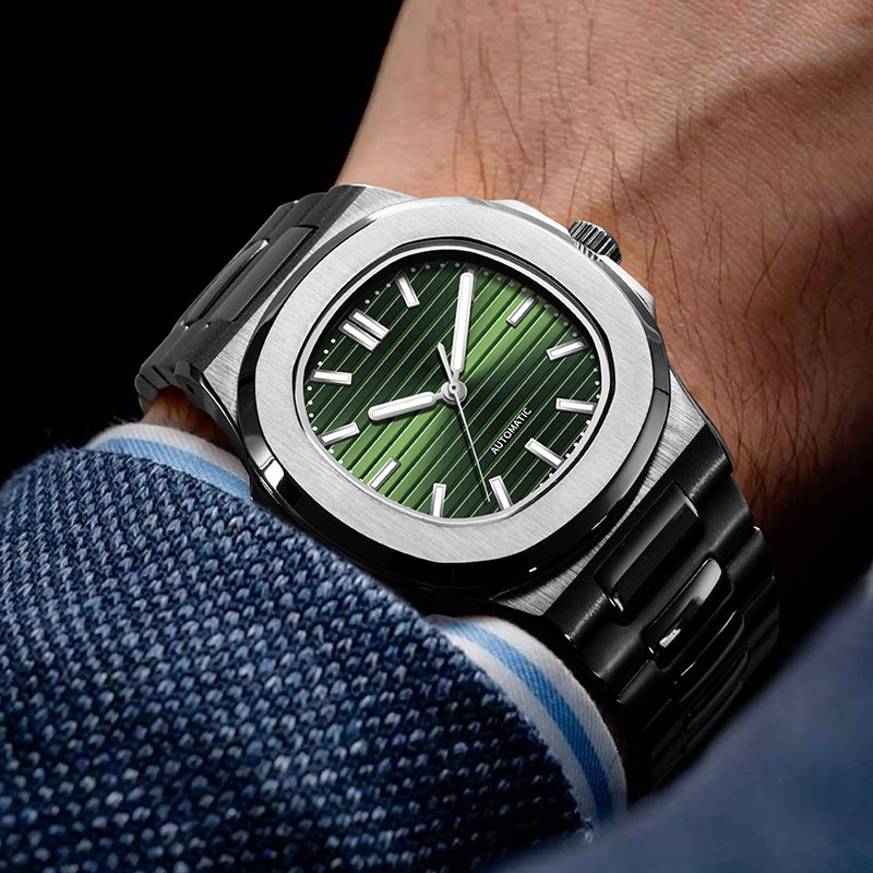 MACARLON 43 mm Nautilus Tarzı  - Patek Philippe Watch Nautilus incelemesi ve fiyatı